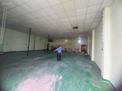 Cho thuê kho, xưởng 250m giá 18tr/tháng, hẻm Lê Trọng Tấn