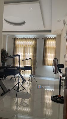 Bán nhà 4.3m x 15m 1 trệt 1 lửng 2 lầu sân thượng. Hẻm 7m thông Đường Lê Trọng Tấn.