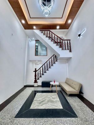 Bán nhà Mã Lò - Lê Văn Quới, Quận Bình Tân - Hẻm Xe Hơi - 4 Tầng - Chỉ : 5,3 tỷ