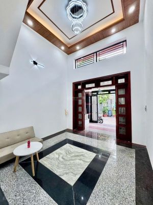 Bán nhà Mã Lò - Lê Văn Quới, Quận Bình Tân - Hẻm Xe Hơi - 4 Tầng - Chỉ : 5,3 tỷ