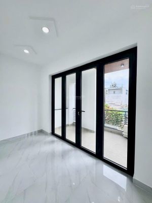 Bán nhà Mã Lò - Lê Văn Quới, Quận Bình Tân - Hẻm Xe Hơi - 4 Tầng - Chỉ : 5,3 tỷ